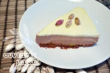 Τσιζκέικ (cheesecake) με κρέμα σοκολάτας