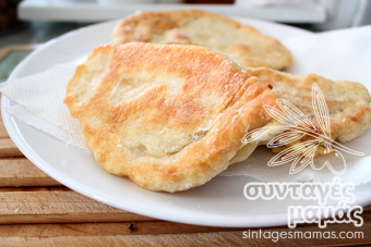 Πιροσκί με κιμά Πιροσκί με κιμά